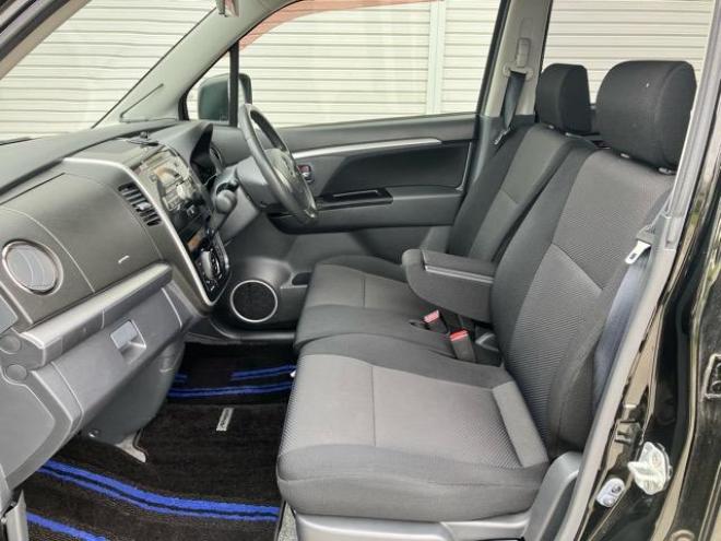 AZ-ワゴンカスタムスタイル　XS 4WD 660 ５Dr