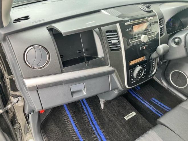 AZ-ワゴンカスタムスタイル　XS 4WD 660 ５Dr