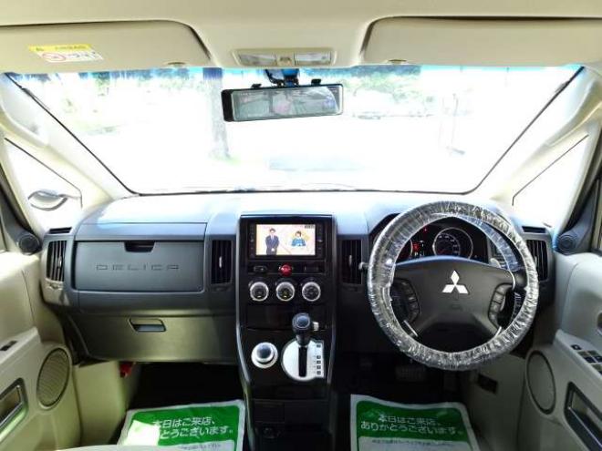 デリカD：5 2.4 G パワーパッケージ 4WD　本州車　保証1年/走行距離無制限　4WD　両側パワースライドドア　純正ナビ　地デジ　バックカメラ　フリップダウンモニター　ビルトインETC　18インチアルミホイール　純正HID　前後ドライブレコーダー 2400