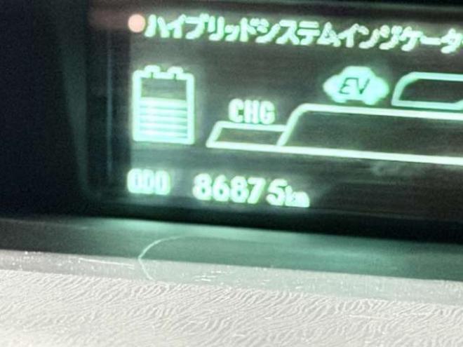 プリウスPHV1.8 S　防錆塗装TVナビBカメ 2WD 1800