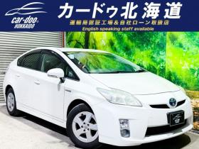 プリウス　1.8 S　防錆塗装4WDTVナビBカメETC 1800