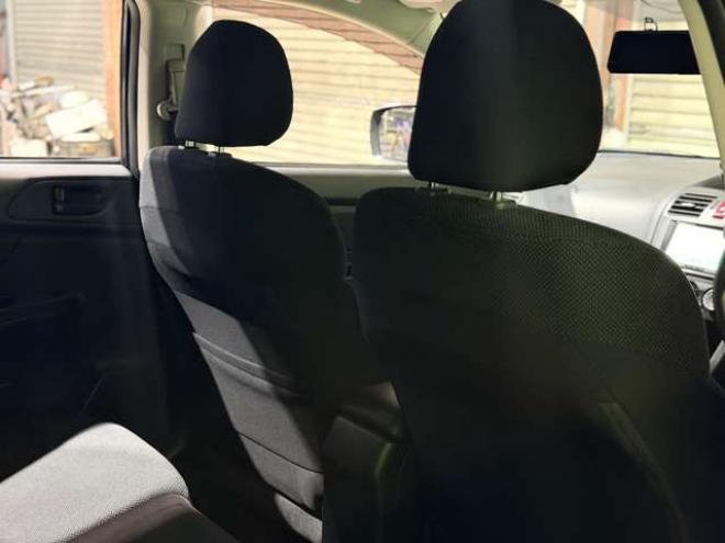 インプレッサスポーツ 1.6 i 4WD　防錆塗装4WDキーレスTVナビBカメ 1600