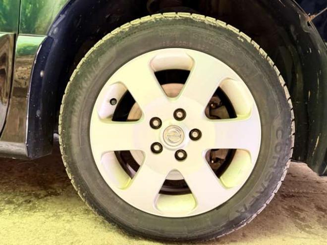 セレナ2.0 ハイウェイスター 4WD　防錆塗装4WDTVナビBカメドラレコ積込タイヤ 2000
