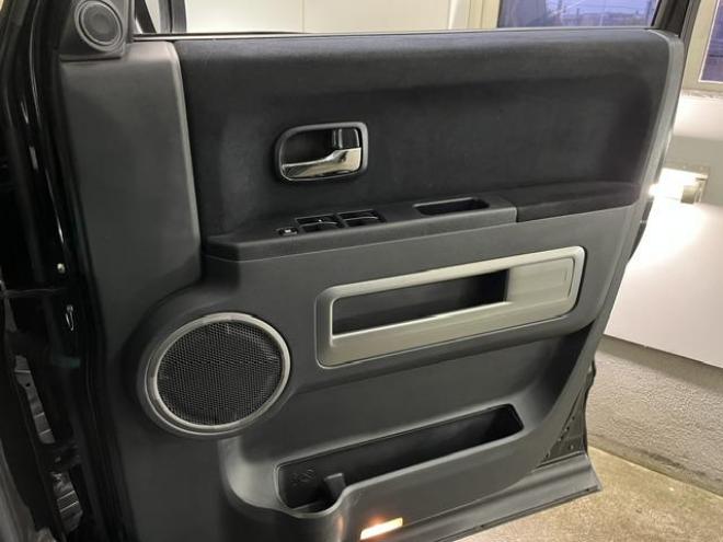 デリカＤ：５　Ｇパワーパッケージ　本州仕入　禁煙車　寒冷地仕様　ＳＳＲディバイド１６ＡＷ＋ＴＯＹＯホワイトレター　新品ＪＡＯＳブラックマッドガード　社外１６ＡＷ＋スタッドレスタイヤ付　両側パワースライドドア　クルーズコントロール 4WD 2400 5Dr