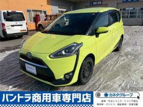 シエンタ　1.5 G 4WD　4WD　純正ナビ　夏冬タイヤ 1500