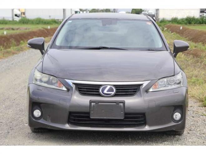 レクサスCT 200h バージョンC　検二年　　パドルシフト　クルコン　バックカメラ　シートヒーター　ETC　TV　自社　ローンカノウ 2WD 1800