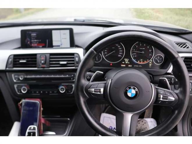 BMW3シリーズ 320i xドライブ 4WD　検二年　社外マフラー　バックカメラ　自社　ローンカノウ 正規輸入車 2000