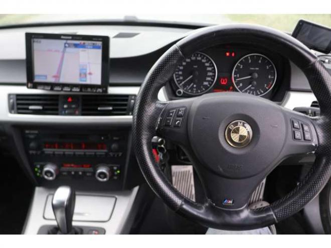 BMW3シリーズ 323i Mスポーツパッケージ　検二年　社外ホイール　自社　ローンカノウ 正規輸入車 2WD 2500