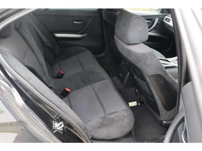 BMW3シリーズ 323i Mスポーツパッケージ　検二年　社外ホイール　自社　ローンカノウ 正規輸入車 2WD 2500