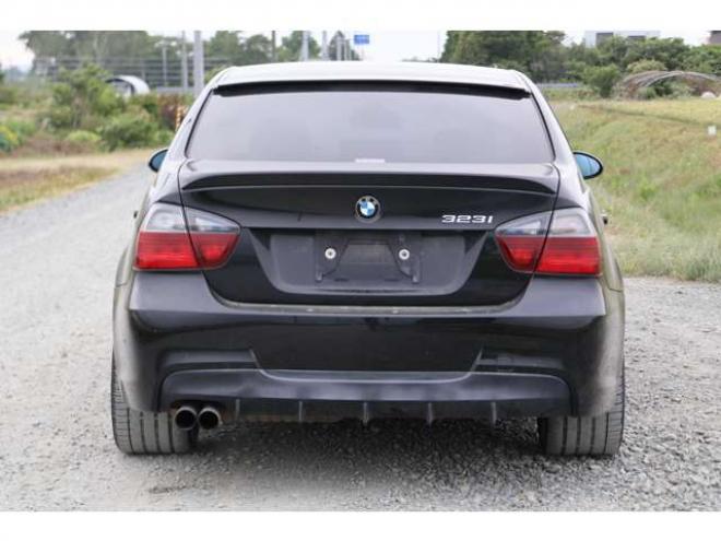 BMW3シリーズ 323i Mスポーツパッケージ　検二年　社外ホイール　自社　ローンカノウ 正規輸入車 2WD 2500