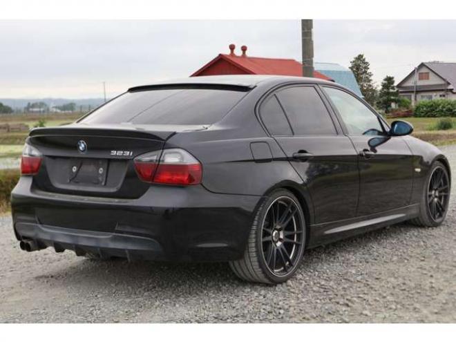 BMW3シリーズ 323i Mスポーツパッケージ　検二年　社外ホイール　自社　ローンカノウ 正規輸入車 2WD 2500