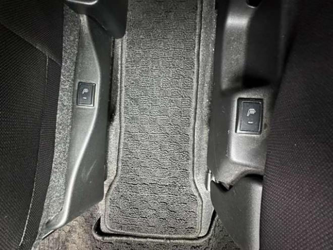 ソリオ1.2 ハイブリッド MZ 4WD　両側パワースライドドア　SDナビ　Bluetooth　地デジ　アイドリングストップ　横滑り防止装置　前席シートヒーター　インテリキー　社外アルミホイール冬　純正アルミホイール夏 1200