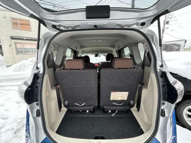 シエンタ1.5 G 4WD　左右電動スライドドア　ビルトインETC　ナビフルセグTVバックモニター　プリクラッシュブレーキ 1500