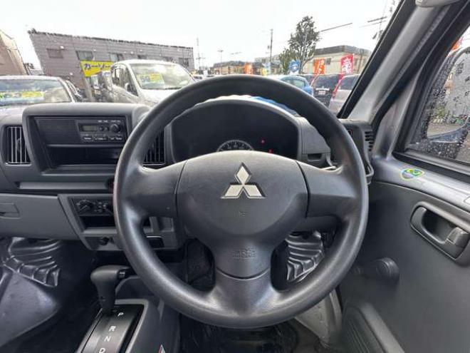 ミニキャブバン CD ハイルーフ 4WD　4WD切替スイッチ　FM/AMラジオ 660