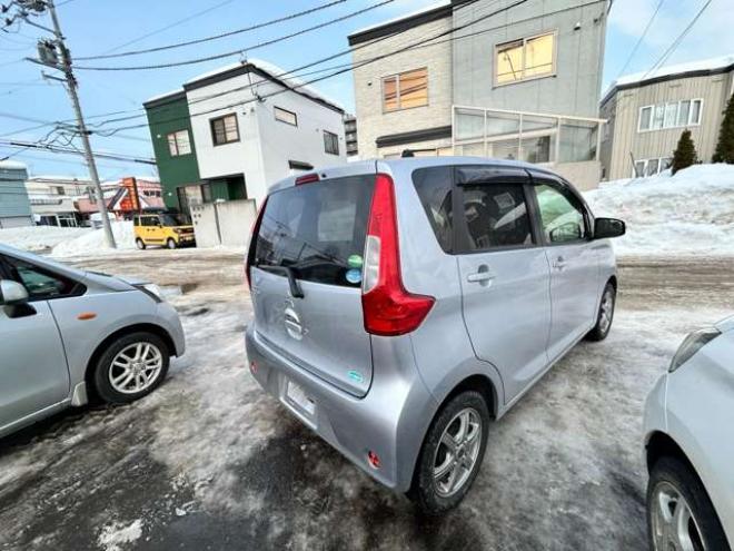 eKワゴンG セーフティ パッケージ 助手席ムービングシート仕様車 4WD　エマージェンシーブレーキ　アラウンドビューモニター　ナビフルセグTVバックモニター 660