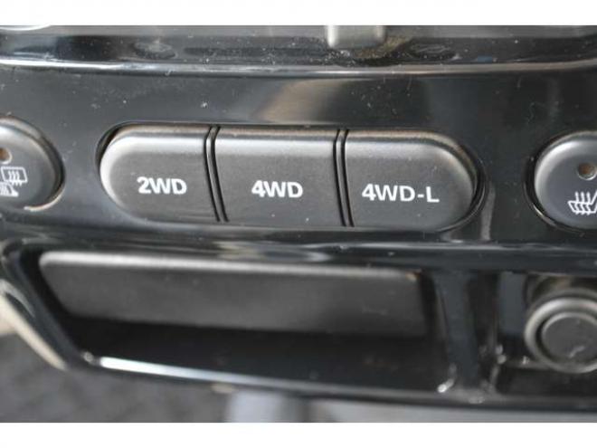 ジムニーランドベンチャー 4WD　ワンオーナー特別仕様車4WDターボCDハーフレザーシートヒーターウインカーミラーヒーター 660