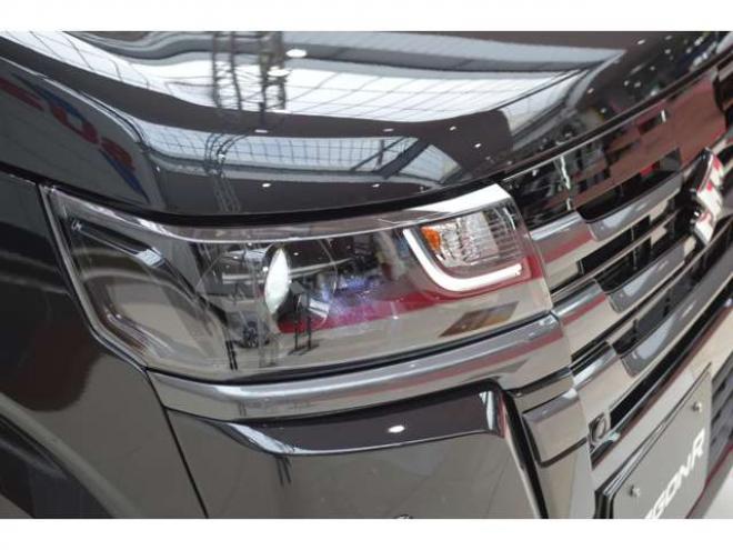 ワゴンRZL 4WD　届出済未使用車4WDセーフティサポート搭載スズキコネクト対応通信機装着車アイドリングストップバックアイカメラハイビームアシストLEDライトシートヒータースマートキー 登録済未使用車 660