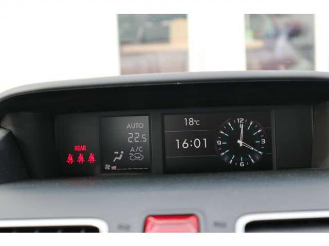 フォレスター2.0i-L アイサイト 4WD　ドライブレコーダー　ETC　シートヒーター　アダプティブクルーズコントロール　電動シート　ヘッドライトウォッシャー 2000