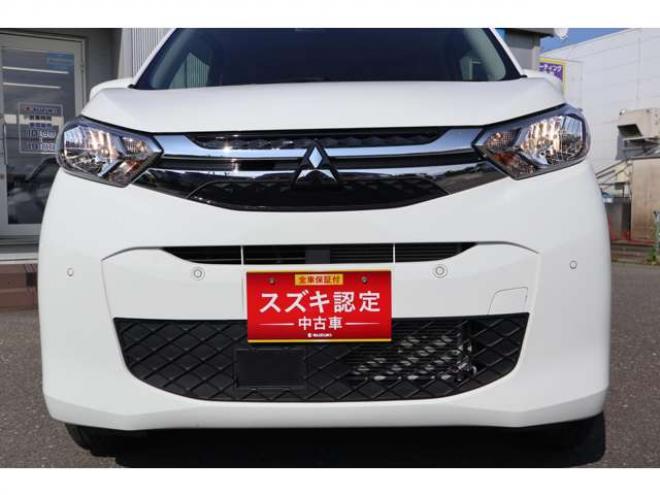 eKワゴンM 4WD　CDプレイヤー　シートミラーヒーター　オートライト　トラクションコントロール　衝突軽減ブレーキ　車線逸脱警報　パーキングソナー　USBソケット　アイドリングストップ 660