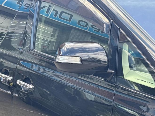 ヴェルファイア2.4Zゴールデンアイズ 4WD ローンが不安な方＜優遇ローン＞ 社外SDナビ　両側パワースライド　電動リアゲート 4WD 2400 5Dr