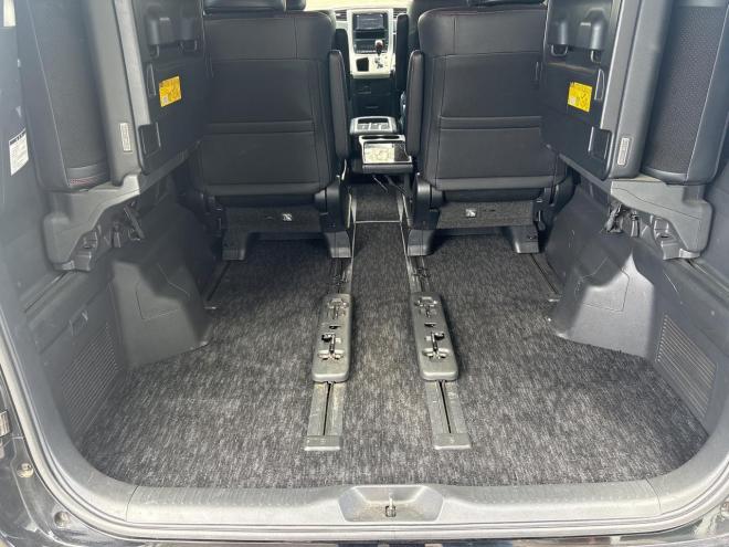 ヴェルファイア2.4Zゴールデンアイズ 4WD ローンが不安な方＜優遇ローン＞ 社外SDナビ　両側パワースライド　電動リアゲート 4WD 2400 5Dr