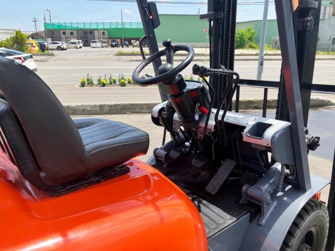 フォークリフトトヨタ　中古　6FG20　建機