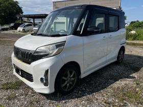 eKスペース　カスタムTEアシスト 4WD 660 5Dr