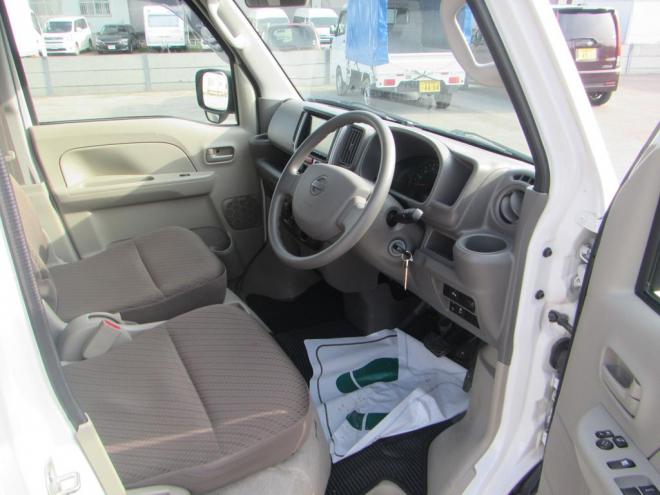 NV100クリッパーHBD-DR17V 4WD 660 5Dr