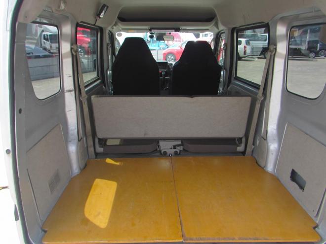 NV100クリッパーHBD-DR17V 4WD 660 5Dr