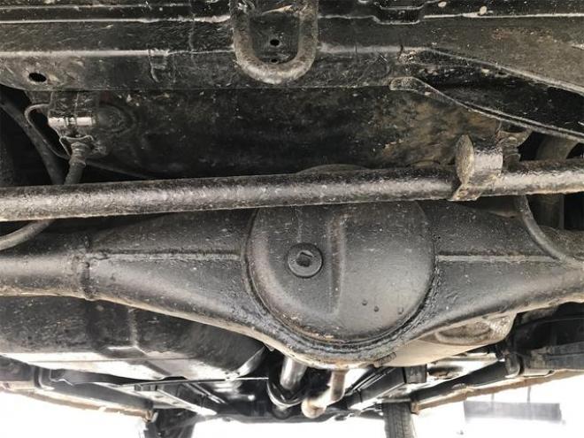 モコＥ　ＦＯＵＲ　４ＷＤ　スマートキー　シートヒーター　ベンチシート　ＡＴ　盗難防止システム　ＡＢＳ　ＣＤ　衝突安全ボディ　エアコン（北海道） 4WD 660 5Dr