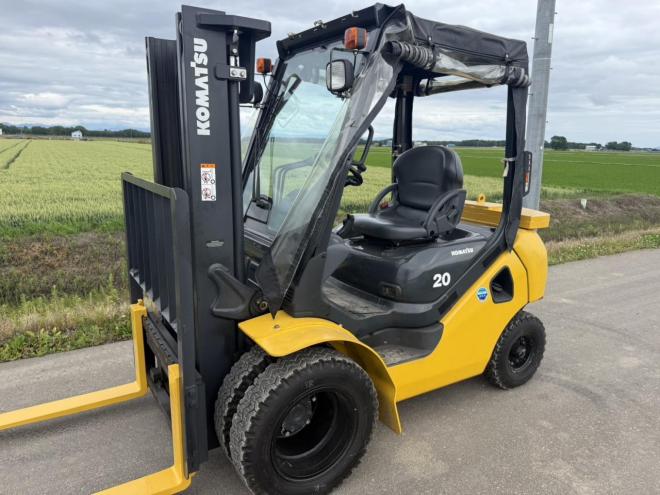 フォークリフト超極上！コマツ FD20T-17 2トンディーゼル サイドシフト付き