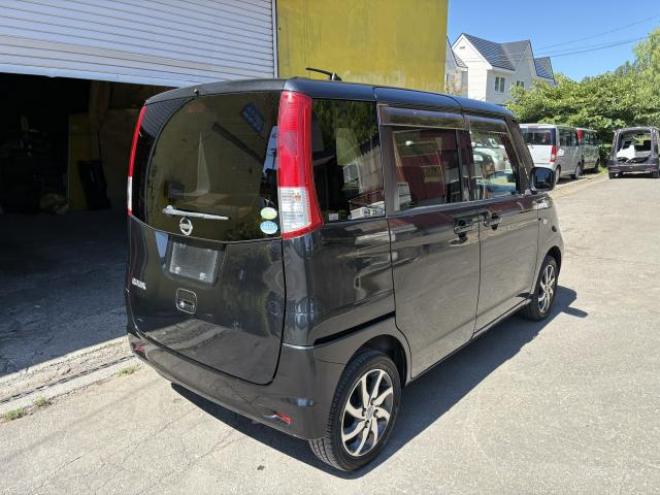 ルークス（店長おすすめコミコミ車）E 4WD 660 5Dr
