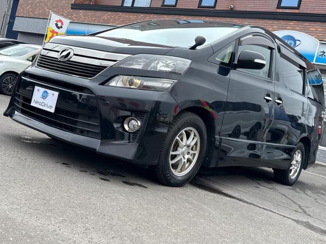 ヴェルファイア2.4Zゴールデンアイズ 4WD　ローンが不安な方＜優遇ローン＞　本州仕入　寒冷地仕様　アルパイン8型ナビ　後席モニター 4WD 2400 5Dr
