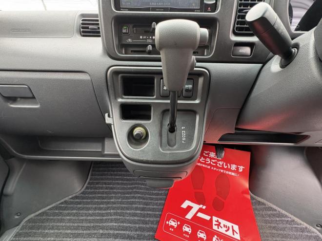 ハイゼットHIJET CARGO 4WD CRUSE TURBO寒冷地仕様　リアヒーター　地デジナビ　TURBO　バイザー　キーレス　ABS　　全磨き済　エンジンオイル交換　ATF交換 4WD 660 5Dr