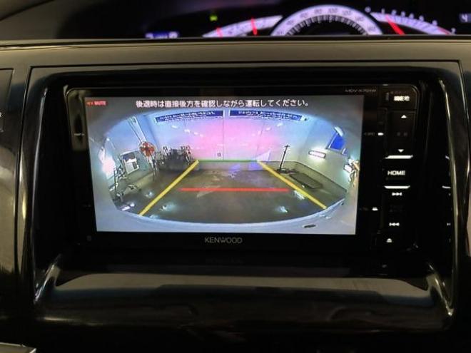 エスティマアエラス　寒冷地仕様　禁煙車　アルパイン製リアフリップダウンモニター　ケンウッドナビ　地デジ　Ｂｌｕｅｔｏｏｔｈ　バックカメラ　両側パワースライドドア　純正１８インチＡＷ　社外１６ＡＷ＋スタッドレスタイヤ付 4WD 2400 5Dr