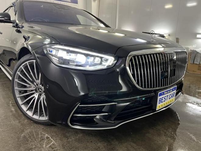 ベンツＳ５００ロング　４マチック　ＡＭＧライン　ショーファーＰＫＧ　マイバッハグリル　リアエンターテイメント　ＡＭＧ２１インチＡＷ　ブラックレザーシート　電動サンルーフ　１２．８インチ有機ＥＬディスプレイ　ヘッドアップディスプレイ　ドラレコ 4WD 3000 4Dr