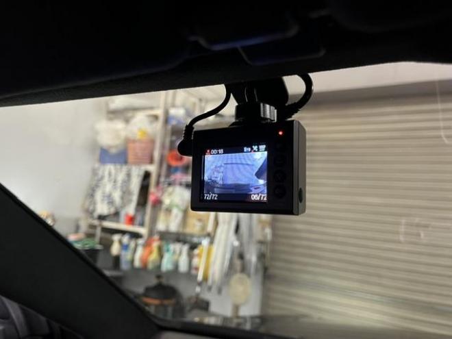 ベンツＳ５００ロング　４マチック　ＡＭＧライン　ショーファーＰＫＧ　マイバッハグリル　リアエンターテイメント　ＡＭＧ２１インチＡＷ　ブラックレザーシート　電動サンルーフ　１２．８インチ有機ＥＬディスプレイ　ヘッドアップディスプレイ　ドラレコ 4WD 3000 4Dr