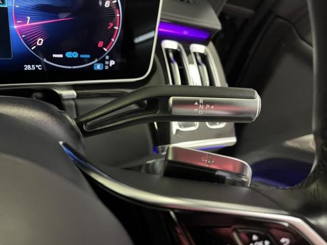 ベンツＳ５００ロング　４マチック　ＡＭＧライン　ショーファーＰＫＧ　マイバッハグリル　リアエンターテイメント　ＡＭＧ２１インチＡＷ　ブラックレザーシート　電動サンルーフ　１２．８インチ有機ＥＬディスプレイ　ヘッドアップディスプレイ　ドラレコ 4WD 3000 4Dr