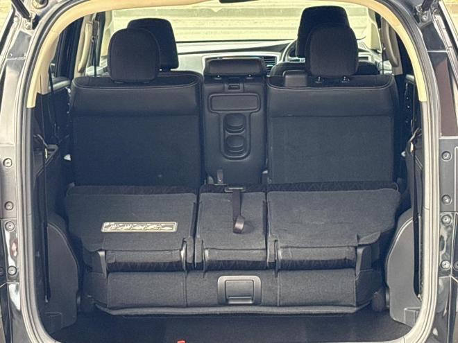オデッセイ2.4アブソルート 4WD　ローンが不安な方＜優遇ローン＞　本州仕入　純正ナビ　左側パワースライド 4WD 2400 5Dr