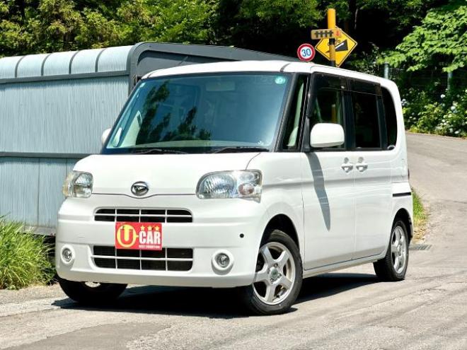 タントXスペシャル　4WD  ワンセグテレビ　メモリーナビ　キーフリー　65000キロ コーナーセンサー 4WD 660 5Dr