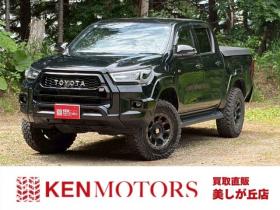 ハイラックス　2.4 Z GRスポーツ ディーゼルターボ 4WD　エアコン パワステ パワーウィンドウ キーレス 電動シート フロントカメラ サイドカメラ バックカメラ ETC  トノカバー 社外ホイール クルーズコントロール MTモード付き 純正ナビ 2400