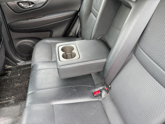 エクストレイル2.0 20X EブレーキPKG 2列 4WD　 ローンが不安な方＜優遇ローン＞1年保証　寒冷地仕様　純正ナビ