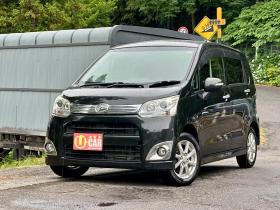 ムーヴ　カスタムXリミテッド　4WD  タイミングチェーン車　エンジンスターター　バックカメラナビ　ワンセグ　スマートキー　HID 4WD 660 5Dr