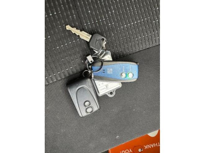 ムーヴカスタムXリミテッド　4WD  タイミングチェーン車　エンジンスターター　バックカメラナビ　ワンセグ　スマートキー　HID 4WD 660 5Dr