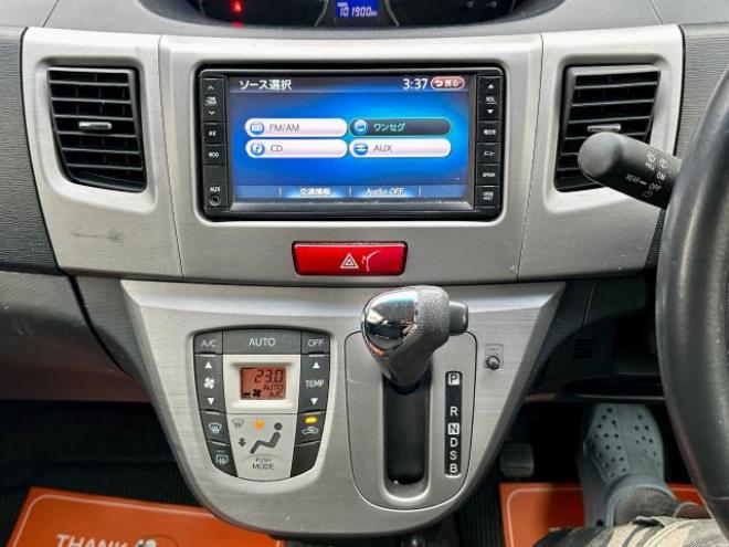 ムーヴカスタムXリミテッド　4WD  タイミングチェーン車　エンジンスターター　バックカメラナビ　ワンセグ　スマートキー　HID 4WD 660 5Dr