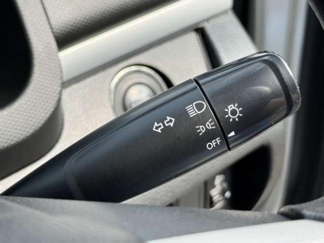 スイフト1.2 XG 4WD　プッシュスタート　スマートキー　オートエアコン　電動格納ミラー　前席シートヒーター　ETC 1200