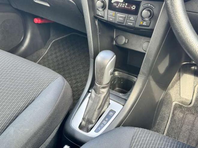 スイフト1.2 XG 4WD　プッシュスタート　スマートキー　オートエアコン　電動格納ミラー　前席シートヒーター　ETC 1200
