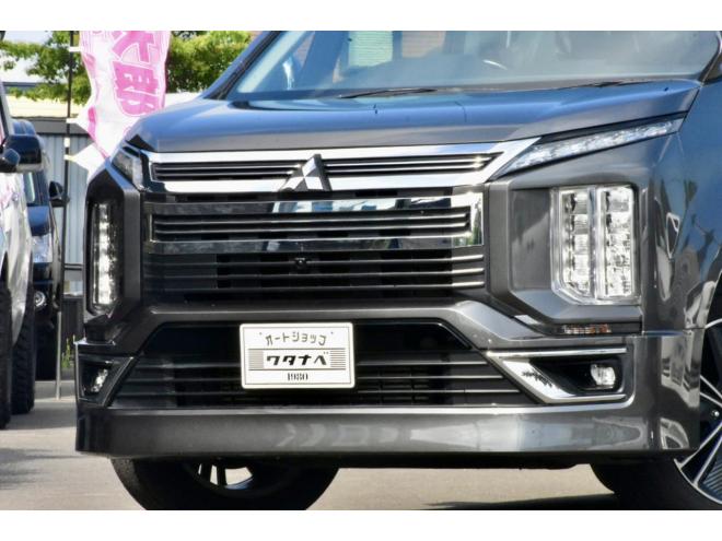デリカD:5　４WD　アーバンギア　本州仕入　１０インチ純正ナビ　両側パワースライドドア　純正エンスタ　防錆アンダーコート付　ブリジストンスタッドレスタイヤ付