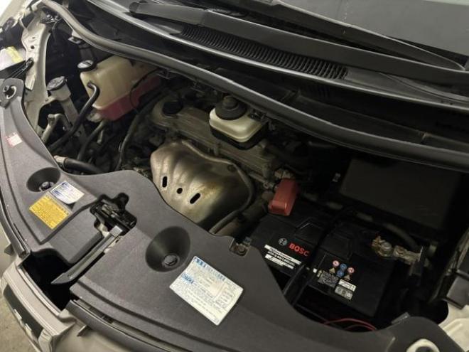 アルファード２４０Ｓ　プライムセレクションⅡ　本州仕入　禁煙車　両側パワースライドドア　パワーバックドア　３０系純正１７インチＡＷ　純正１６ＡＷ＋スタッドレスタイヤ　ストラーダナビ　地デジ　ＤＶＤ再生　バックカメラ　ブラックレザーシートカバー 4WD 2400 5Dr