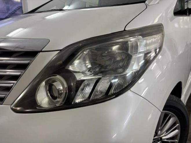 アルファード２４０Ｓ　プライムセレクションⅡ　本州仕入　禁煙車　両側パワースライドドア　パワーバックドア　３０系純正１７インチＡＷ　純正１６ＡＷ＋スタッドレスタイヤ　ストラーダナビ　地デジ　ＤＶＤ再生　バックカメラ　ブラックレザーシートカバー 4WD 2400 5Dr